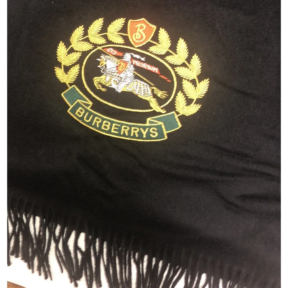 Burberry Stole Scarf‎ Wrap Black Embroidered Crest 100% Cashmere Scotland NEW - Picture 3 of 11
